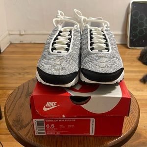 Wmns Air Max Plus SE